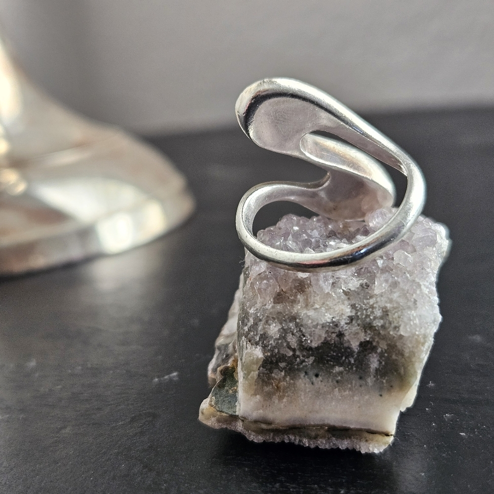 Vintage Sterling Silver Native Turquoise Ring - Picture 9 of 9